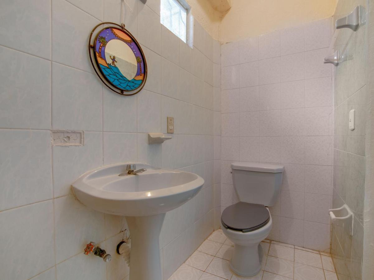 Oyo Hotel Casa Ada Zihuatanejo Dış mekan fotoğraf